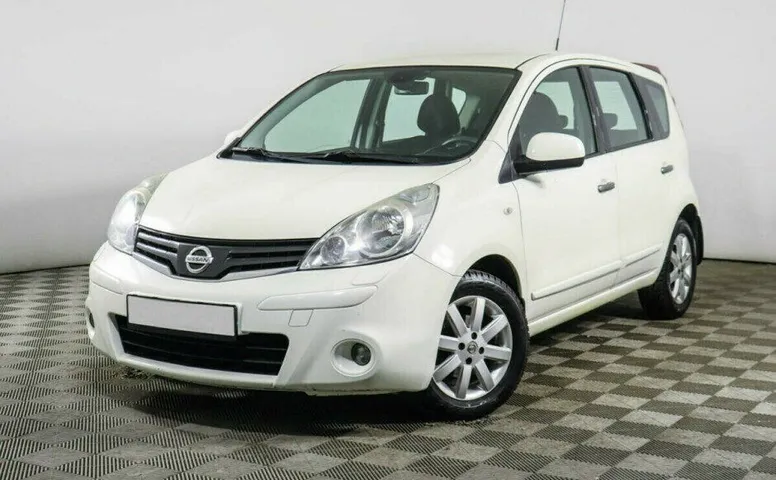 Nissan Note 1.6 Автомат