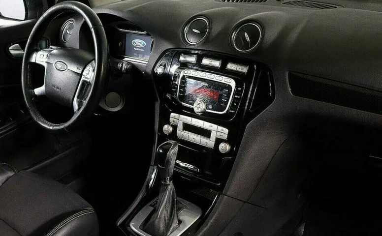 Ford Mondeo 2.3 Автомат