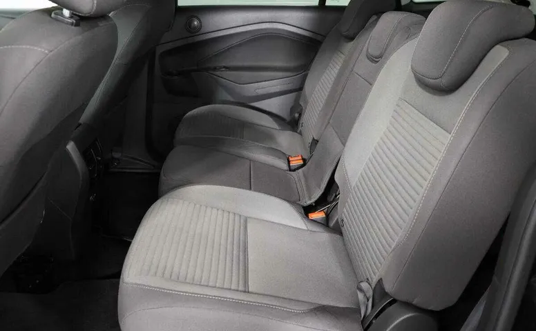 Ford c-max робот 2018 с пробегом 83 983 км