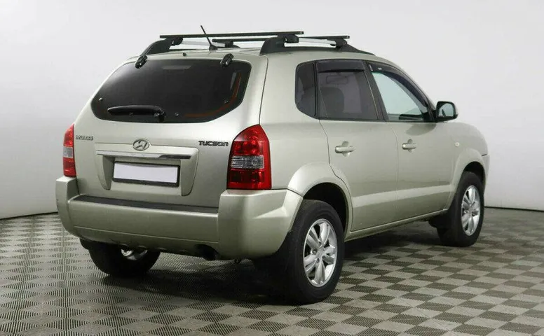 Hyundai Tucson 2.0 Автомат