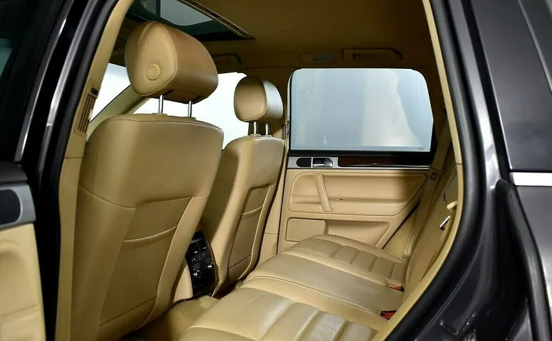 Volkswagen Touareg I Рестайлинг