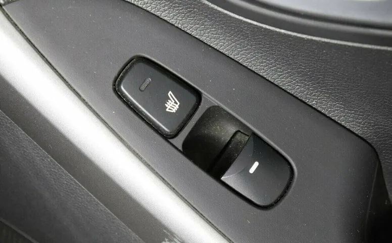Hyundai Elantra 1.6 Автомат