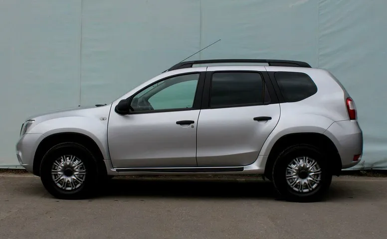 Nissan Terrano III (D10)