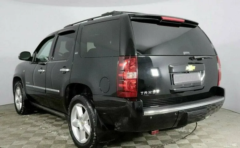 Chevrolet Tahoe 5.3 Автомат