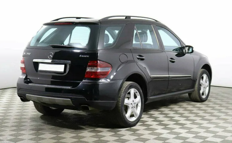 Mercedes-Benz M-Класс 3.5 Автомат