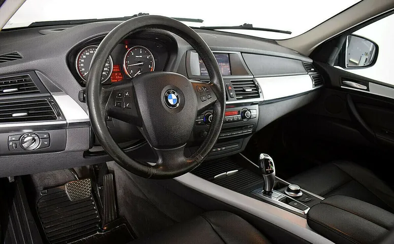 BMW X5 II (E70)