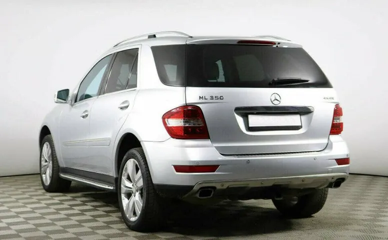 Mercedes-Benz M-Класс 3.0 Автомат