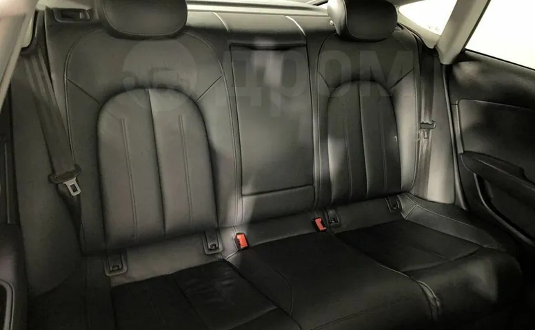 Audi A7, 1 поколение