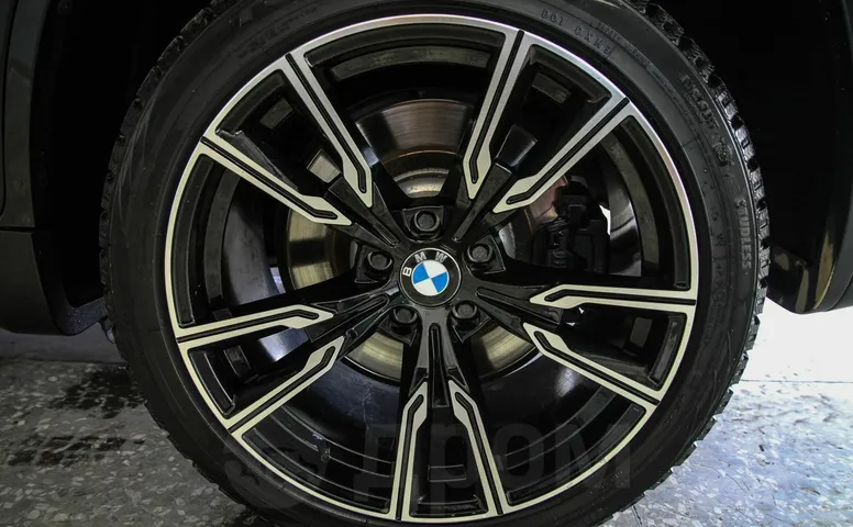 BMW X6, 1 поколение