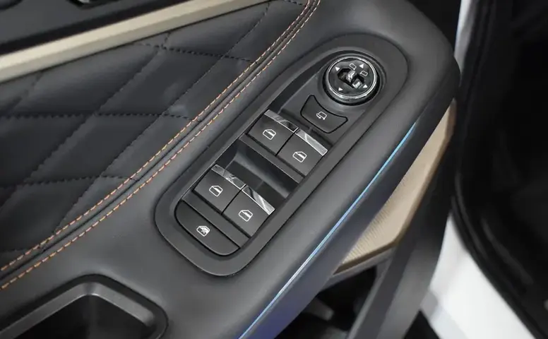 EXEED TLX