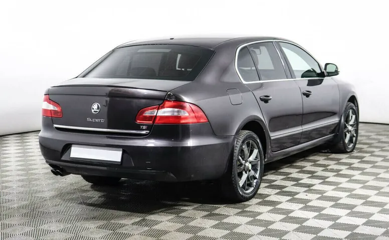 Skoda Superb II