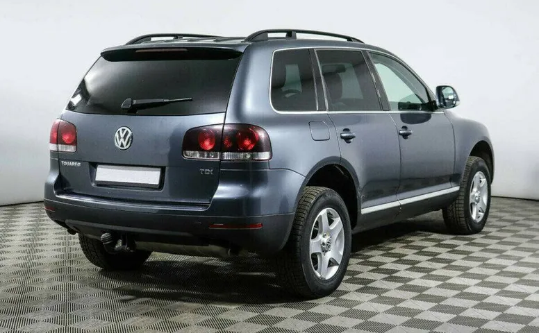 Volkswagen Touareg 2.5 Автомат