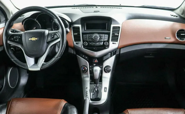 Chevrolet Cruze 1.8 Автомат