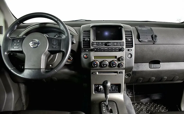 Nissan Pathfinder III