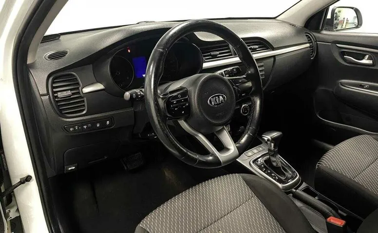 Kia rio x (x-line) акпп 2018 с пробегом 72 619 км