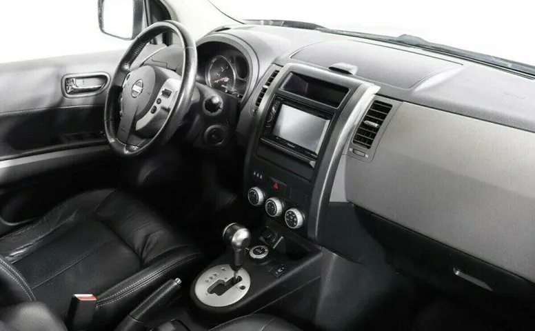 Nissan X-Trail 2.5 Вариатор