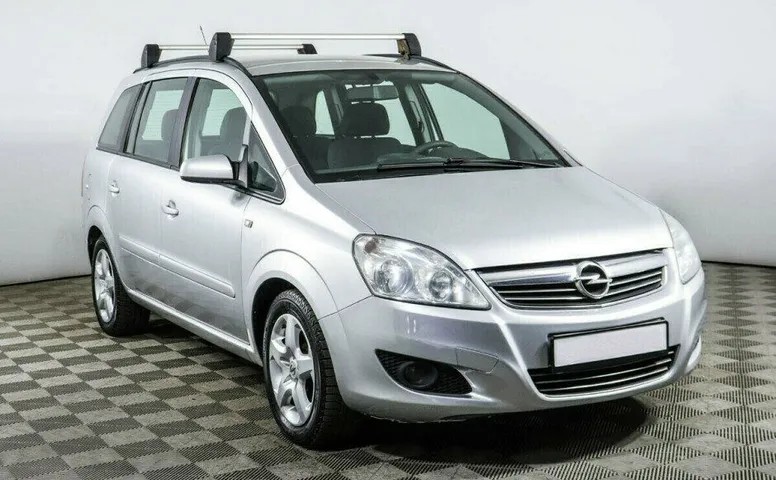Opel Zafira 1.8 Робот
