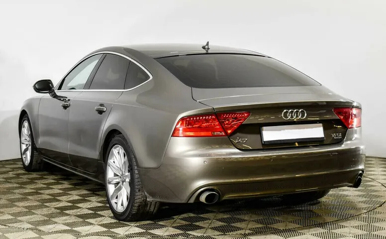 Audi A7 I (4G)
