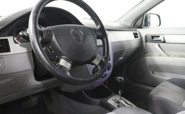 Chevrolet Lacetti 1.6 Автомат