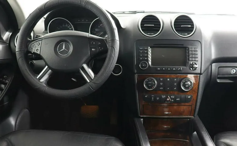 Mercedes-Benz M-Класс II (W164)