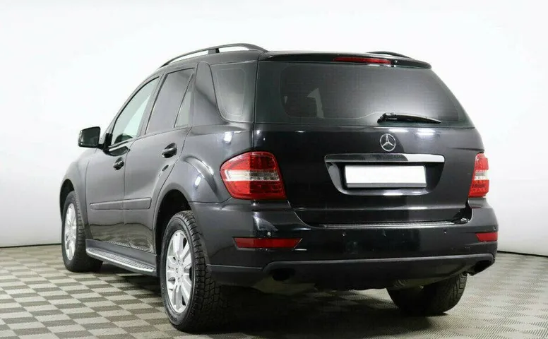 Mercedes-Benz M-Класс 3.0 Автомат