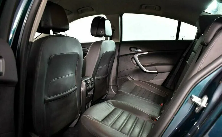 Opel Insignia 1.6 Автомат