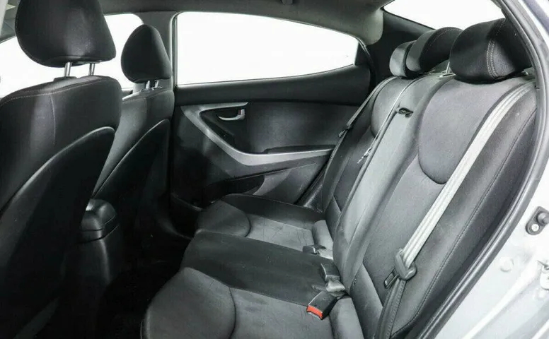 Hyundai Elantra 1.6 Автомат
