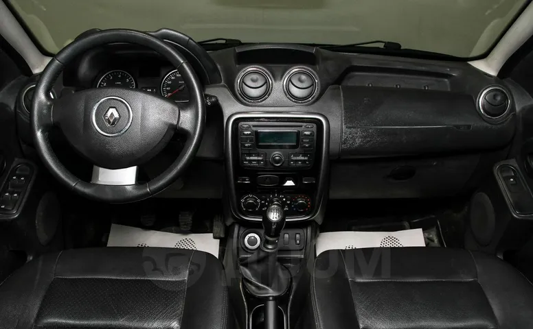 Renault Duster, 1 поколение