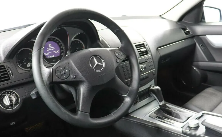 Mercedes-Benz C-Класс III (W204)