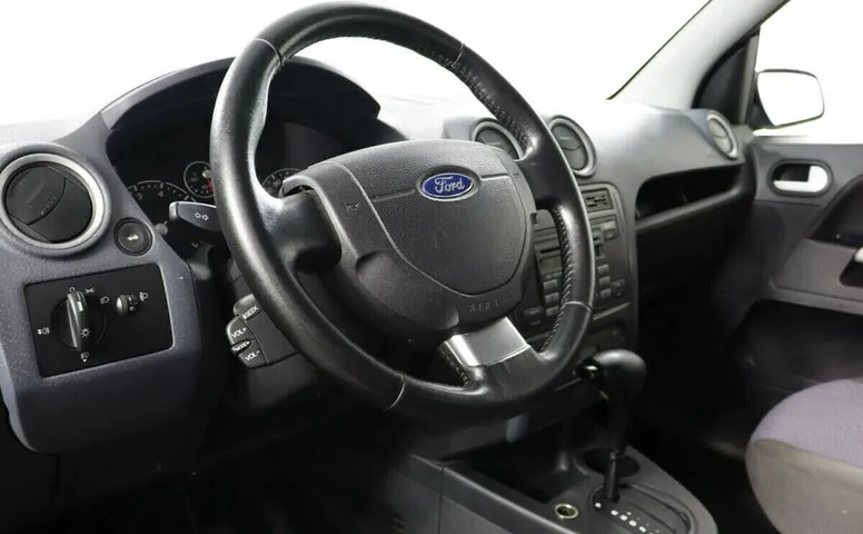 Ford Fusion I Рестайлинг