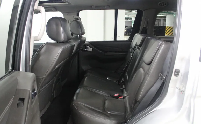 Nissan Pathfinder III Рестайлинг