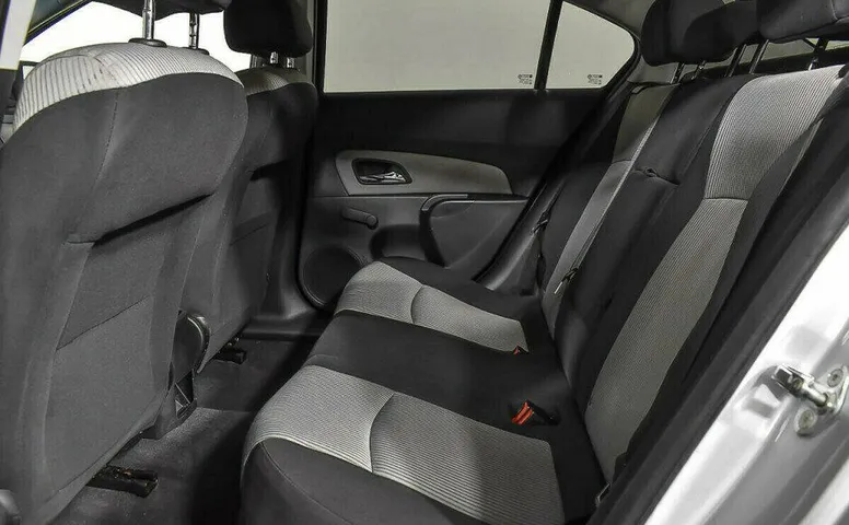 Chevrolet Cruze 1.6 Автомат