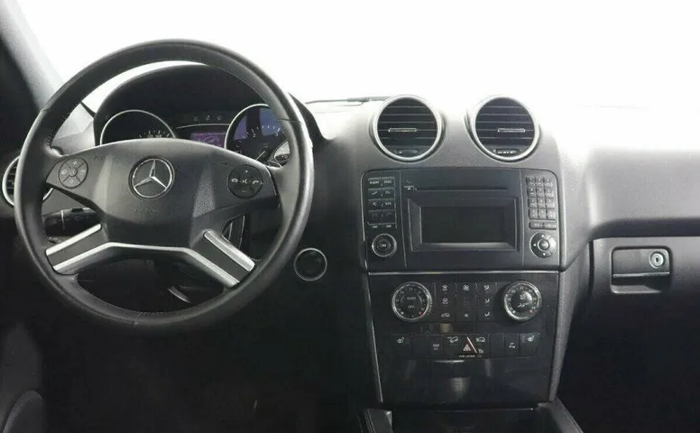 Mercedes-Benz M-Класс 3.0 Автомат
