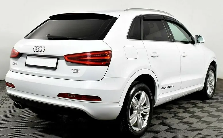 Audi Q3 I (8U)