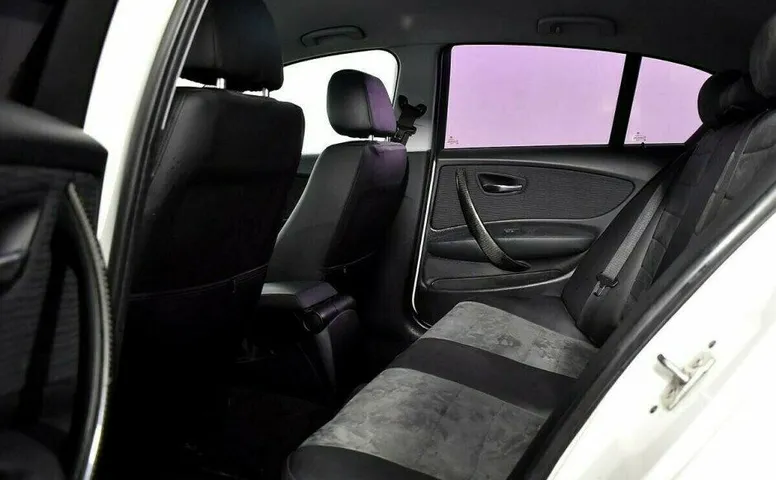 BMW 1 серия 1.6 Автомат