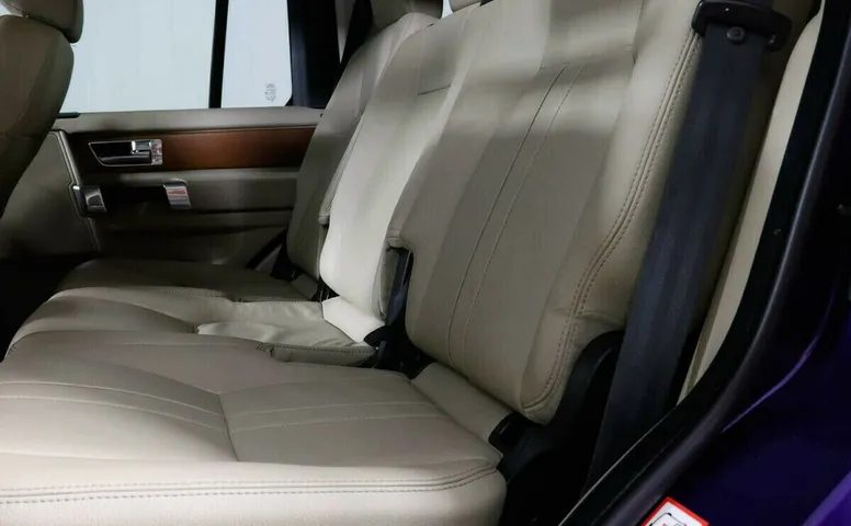 Land Rover Discovery IV