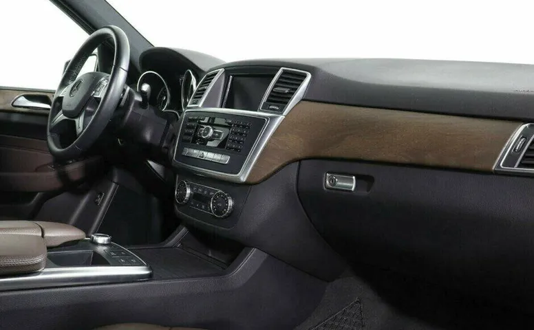 Mercedes-Benz M-Класс 3.5 Автомат