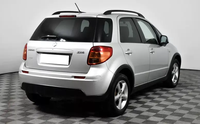 Suzuki SX4