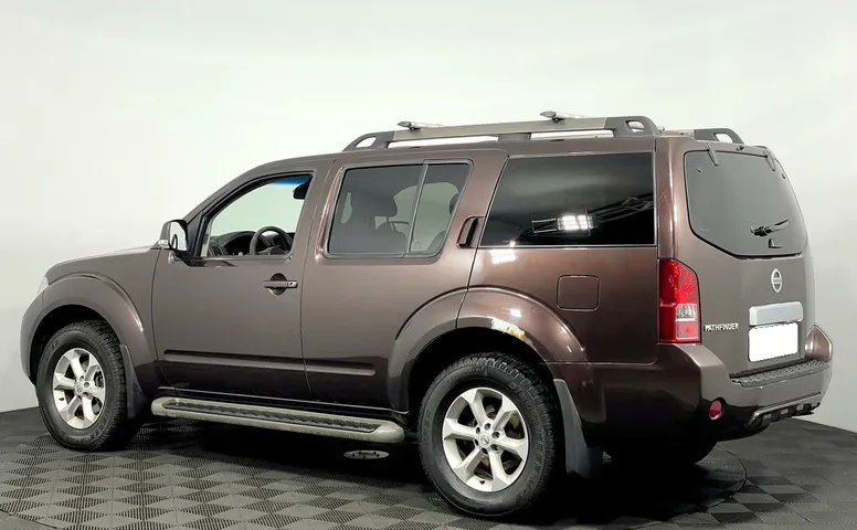 Nissan Pathfinder III Рестайлинг