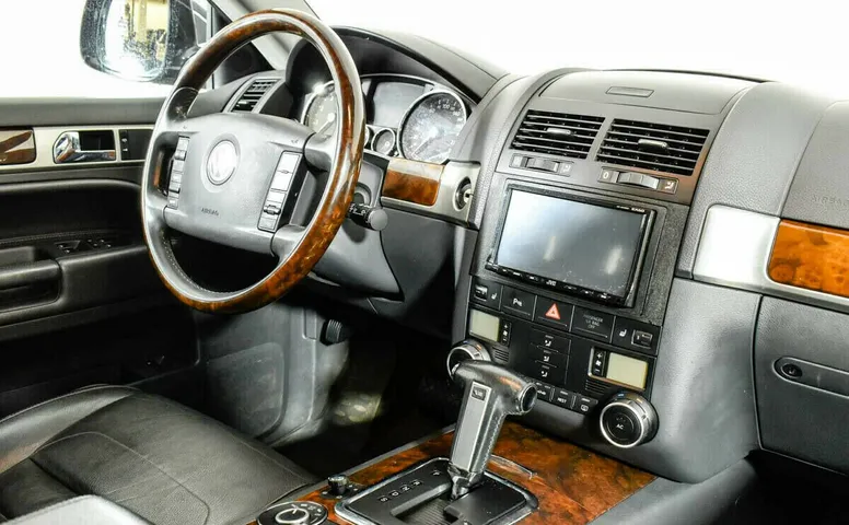 Volkswagen Touareg I Рестайлинг