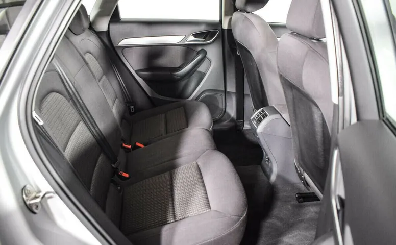 Audi Q3 I (8U)