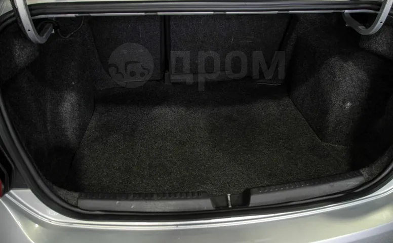 Volkswagen Polo, 5 поколение