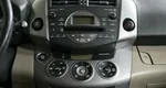 Toyota RAV4 III (XA30)