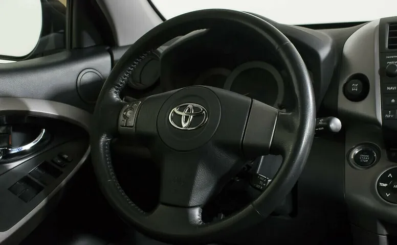 Toyota RAV4 III (XA30)