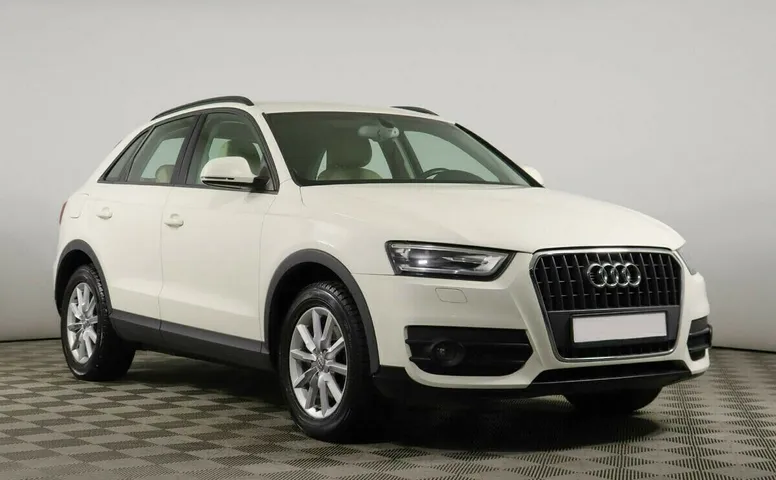 Audi Q3 I (8U)