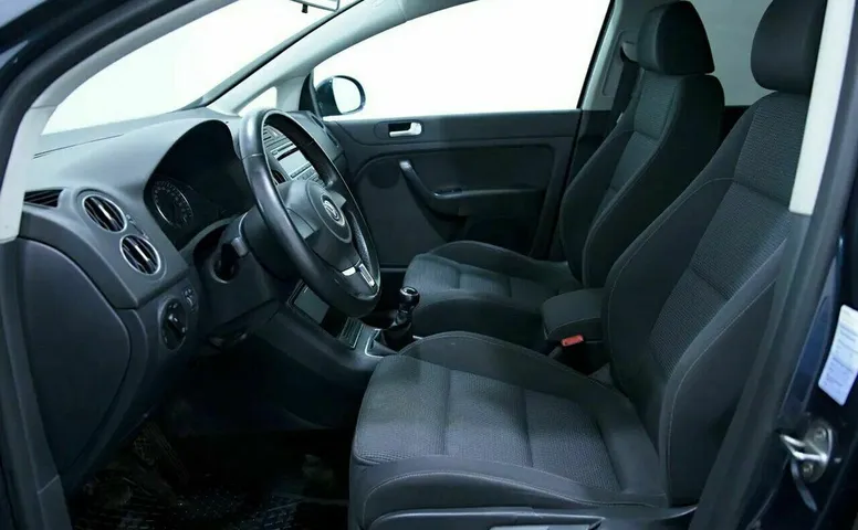 Volkswagen golf plus