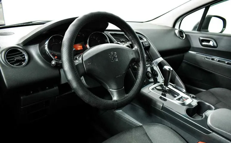 Peugeot 3008 робот 2013 с пробегом 99 460 км