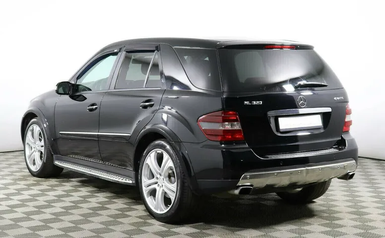 Mercedes-Benz M-Класс II (W164)
