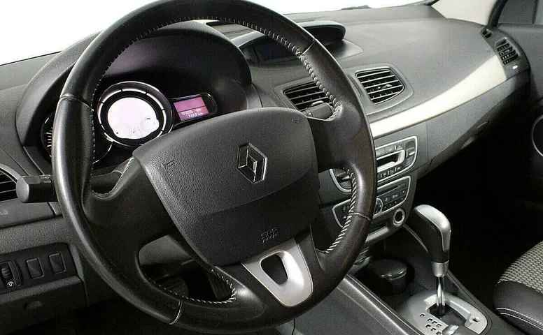 Renault fluence