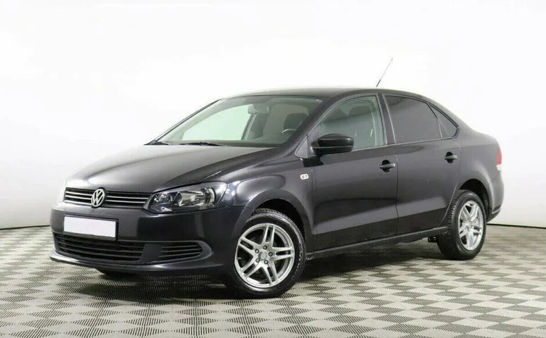 Volkswagen Polo 1.6 Автомат